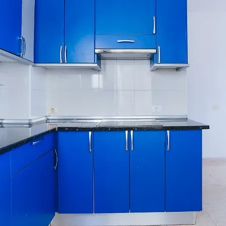 Amplia Apartamento Con 3 Dormitorio, Ascensor Y Garaje Lägenhet *