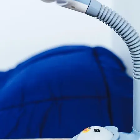Lägenhet Amplia Apartamento Con 3 Dormitorio, Ascensor Y Garaje *