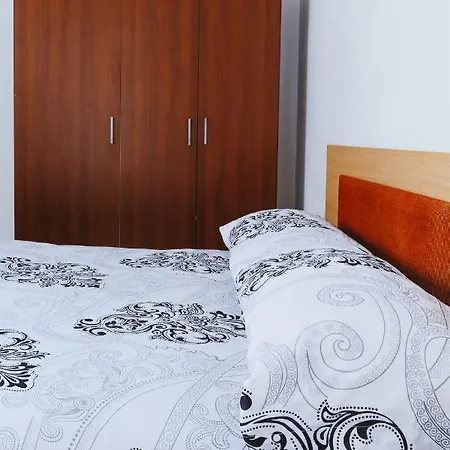 Amplia Apartamento Con 3 Dormitorio, Ascensor Y Garaje Lägenhet Vecindario (Gran Canaria)