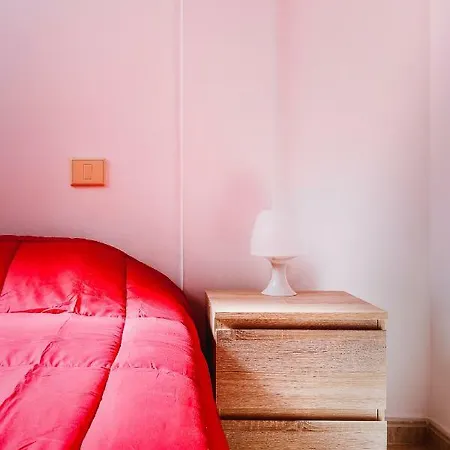 Amplia Apartamento Con 3 Dormitorio, Ascensor Y Garaje Vecindario (Gran Canaria)